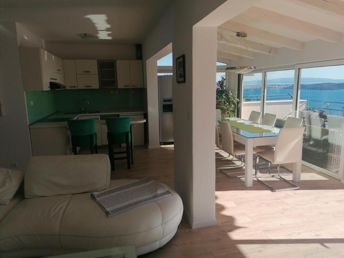 Divine View Apartment Donji Seget Exterior photo