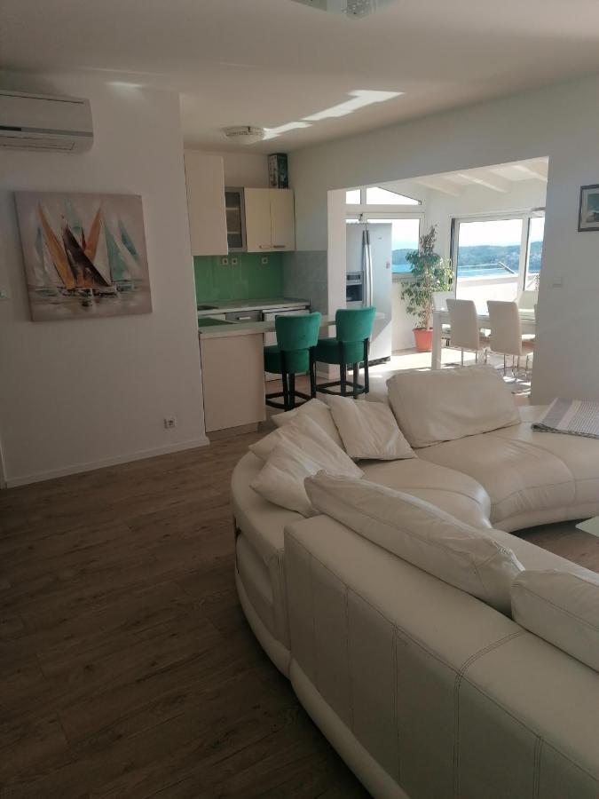 Divine View Apartment Donji Seget Exterior photo